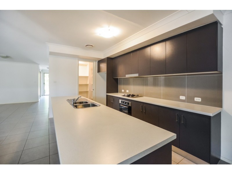 37 Sydney Smith Drive, Penrith NSW 2750