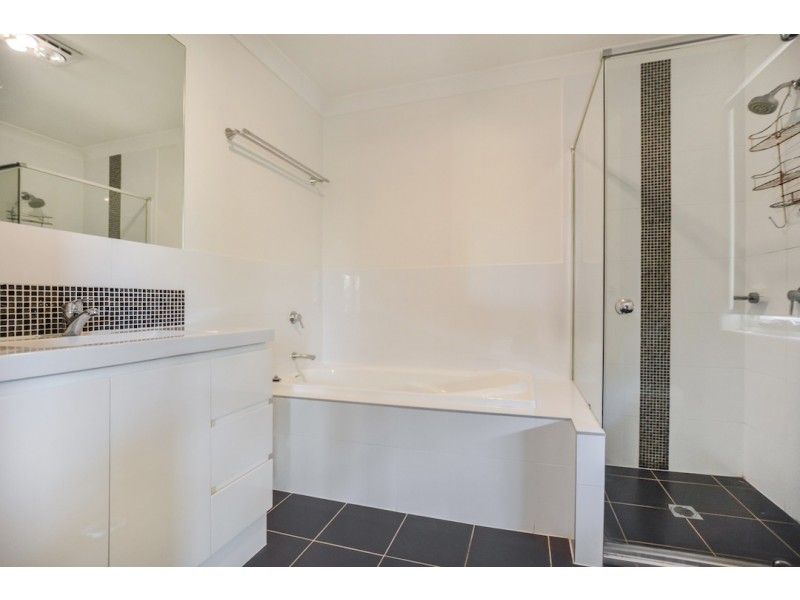 37 Sydney Smith Drive, Penrith NSW 2750