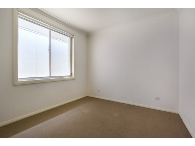 37 Sydney Smith Drive, Penrith NSW 2750