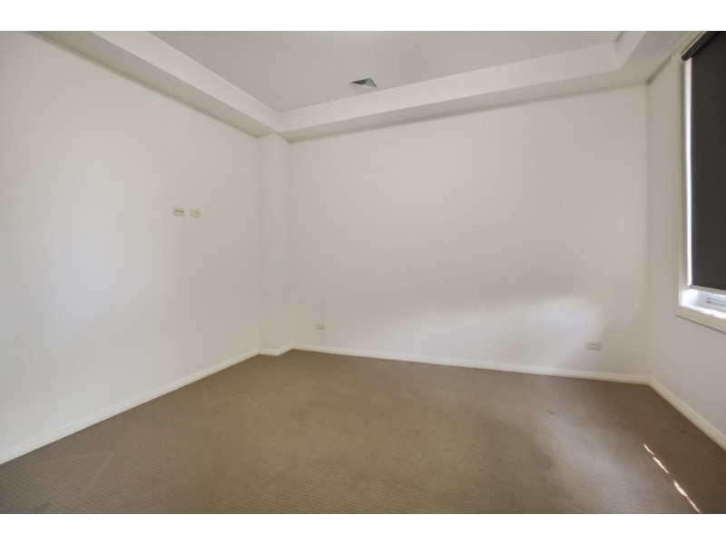 37 Sydney Smith Drive, Penrith NSW 2750