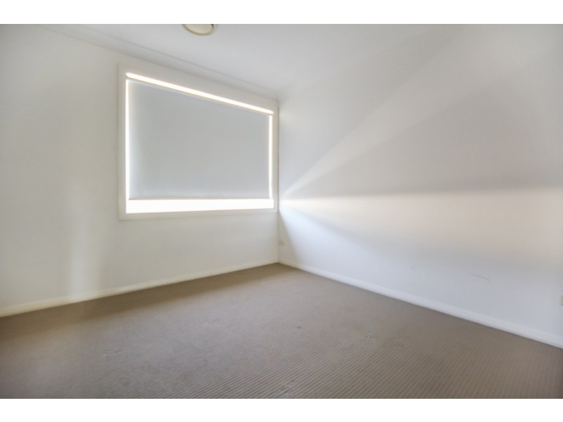 37 Sydney Smith Drive, Penrith NSW 2750