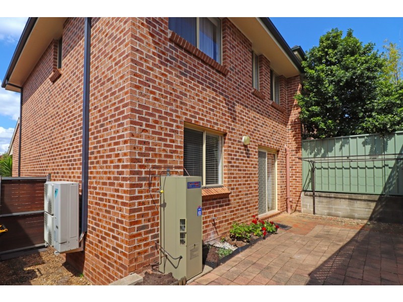 8/8-10 Robert Street, Penrith NSW 2750