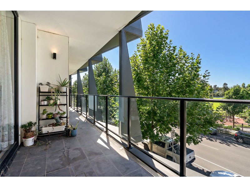 105/60 Lord Sheffield Circuit, Penrith NSW 2750