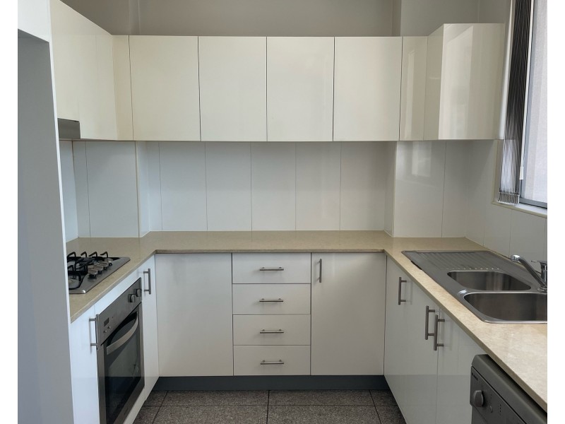 13/52 Station Street East, Harris Park NSW 2150