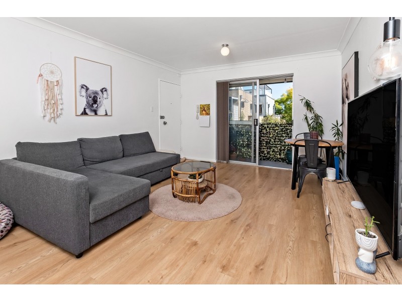 12/19 Preston Street, Jamisontown NSW 2750