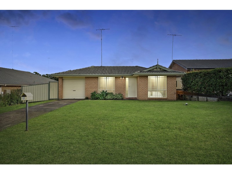 17 Dulhunty Court, Cranebrook NSW 2749