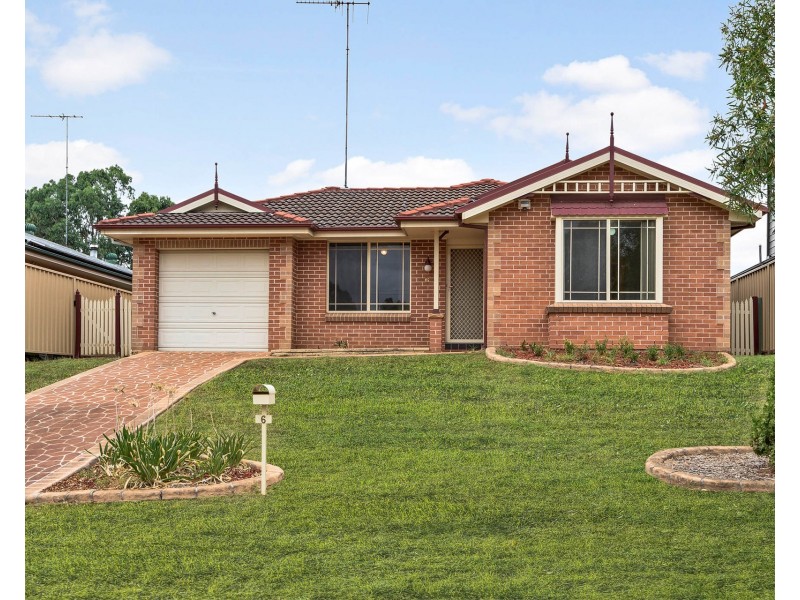 6 Oriole Street, Glenmore Park NSW 2745