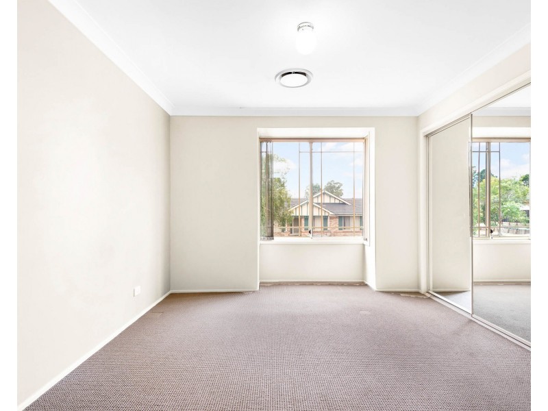 6 Oriole Street, Glenmore Park NSW 2745