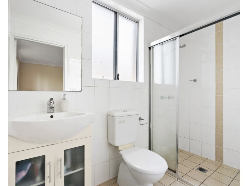 2/13-17 Regentville Road, Jamisontown NSW 2750