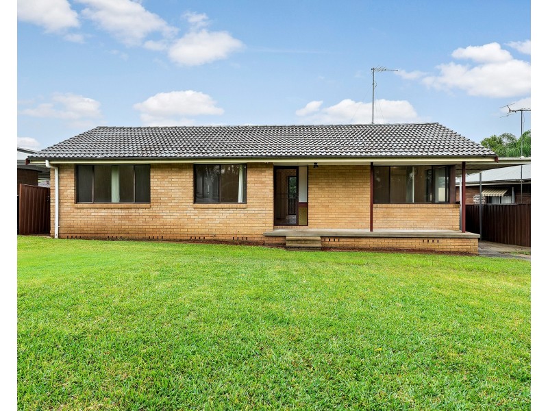 14 Lockyer Avenue, Werrington County NSW 2747