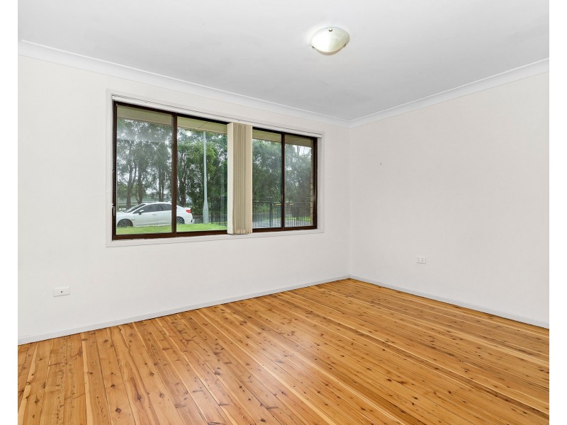 14 Lockyer Avenue, Werrington County NSW 2747