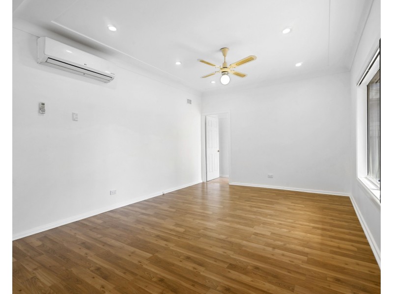 10 Penrose Crescent, South Penrith NSW 2750