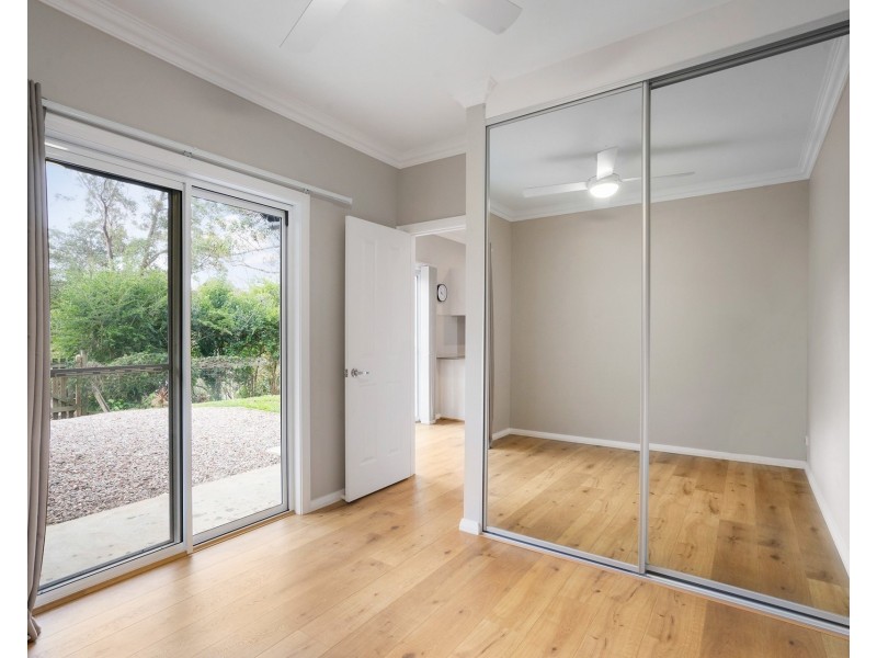 8A Park Avenue, Springwood NSW 2777