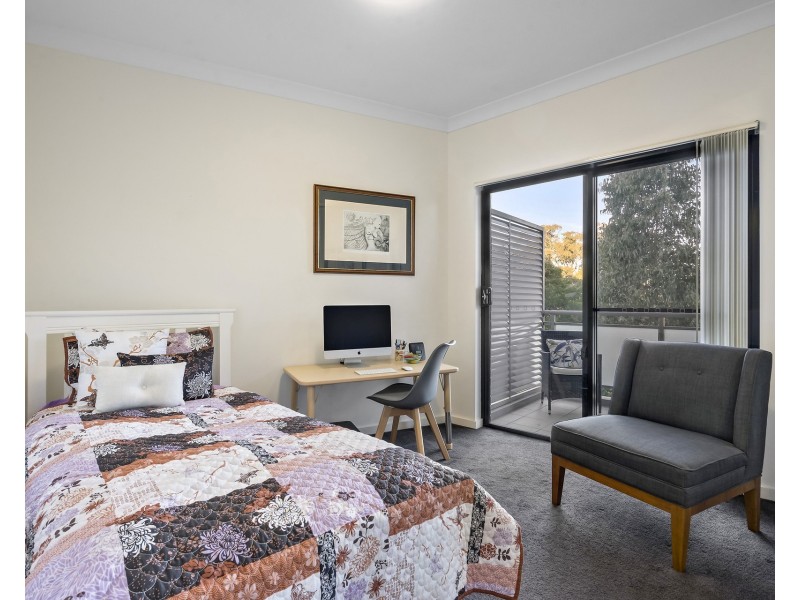 23/2 Glenmore Ridge Drive, Glenmore Park NSW 2745