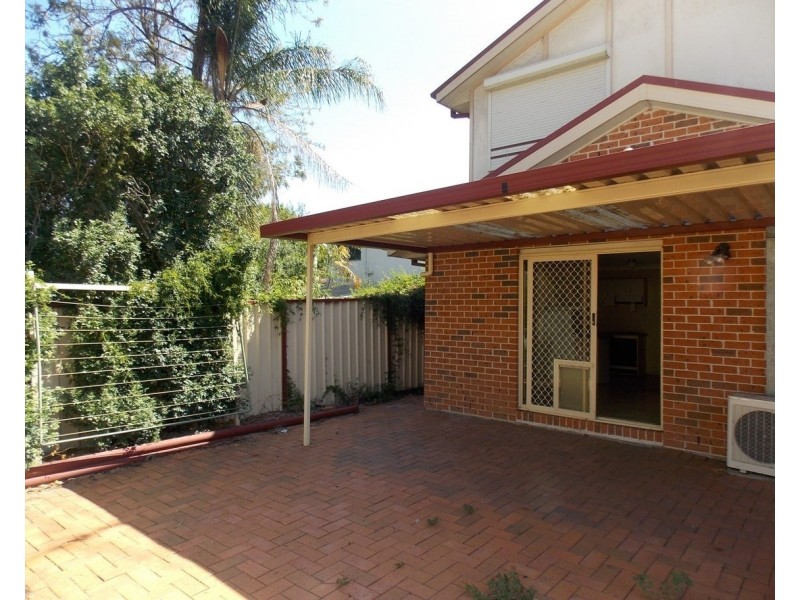 2/150 Richmond Road, Cambridge Park NSW 2747