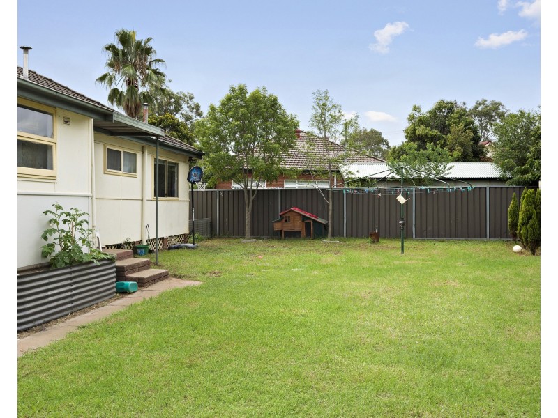 6 Pages Road, St Marys NSW 2760