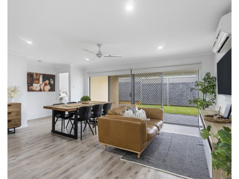 15 Darug Avenue, Glenmore Park NSW 2745