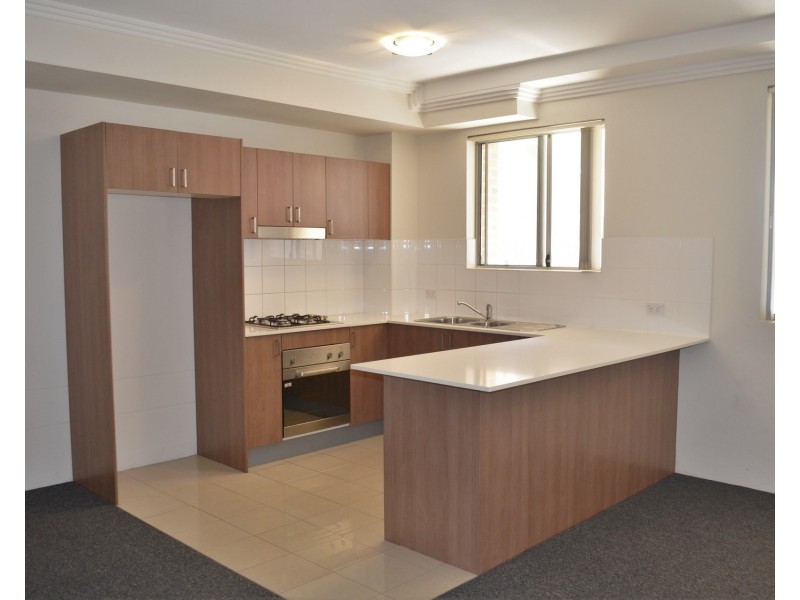 11/13 Regentville Road, Jamisontown NSW 2750