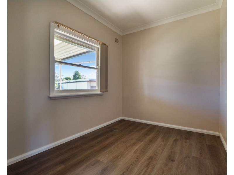 15 Upton Street, South Penrith NSW 2750