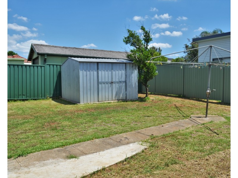 9 Worcester Road, Cambridge Park NSW 2747