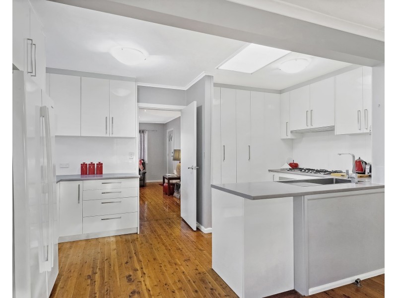 35 Debrincat Avenue, North St Marys NSW 2760