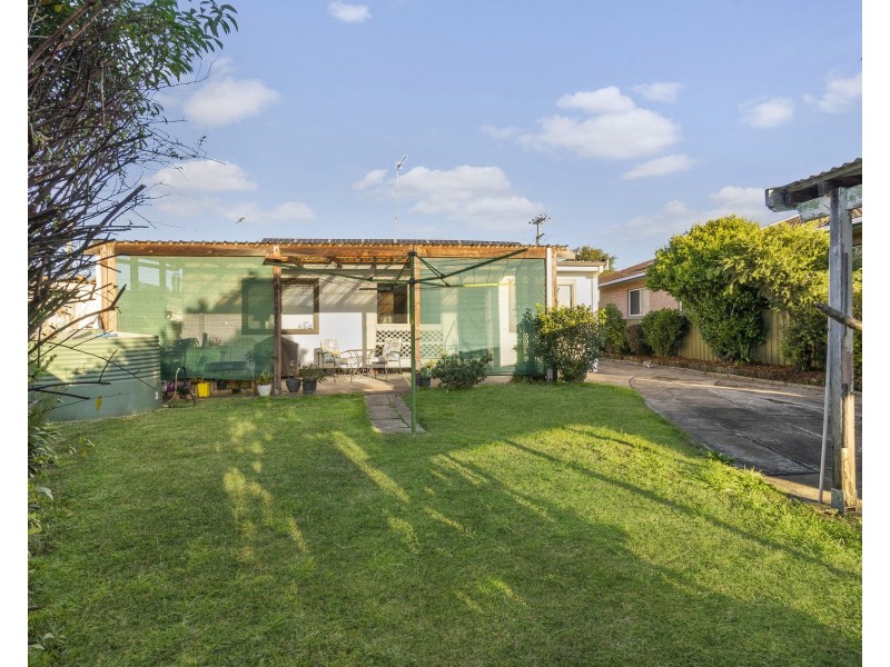 35 Debrincat Avenue, North St Marys NSW 2760