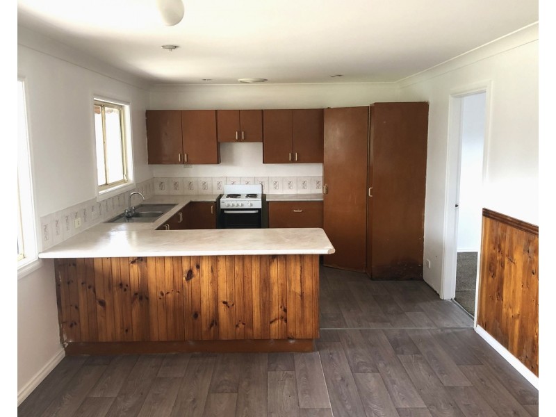 38 Mindanao Avenue, Lethbridge Park NSW 2770