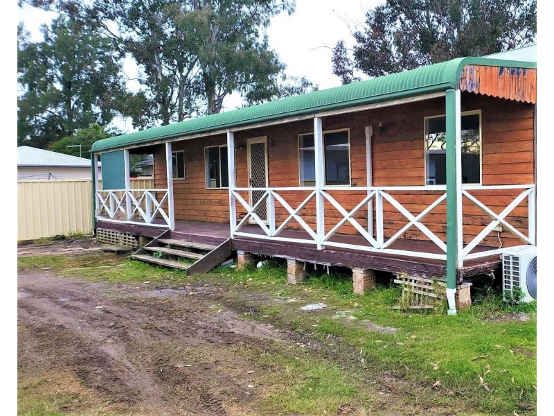 38 Mindanao Avenue, Lethbridge Park NSW 2770