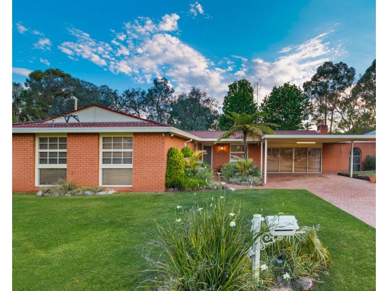 40 Pamela Parade, Leonay NSW 2750