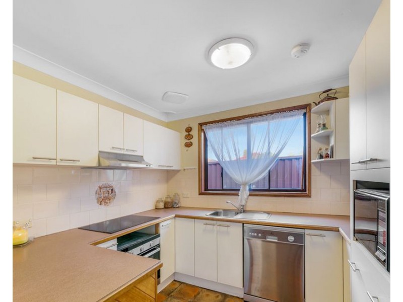 40 Pamela Parade, Leonay NSW 2750