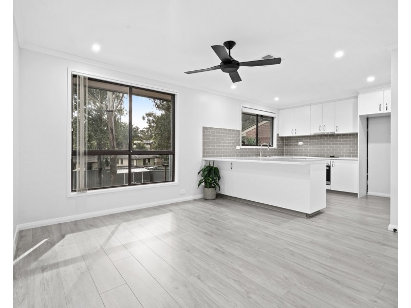 10 Dolomite Road, Cranebrook NSW 2749