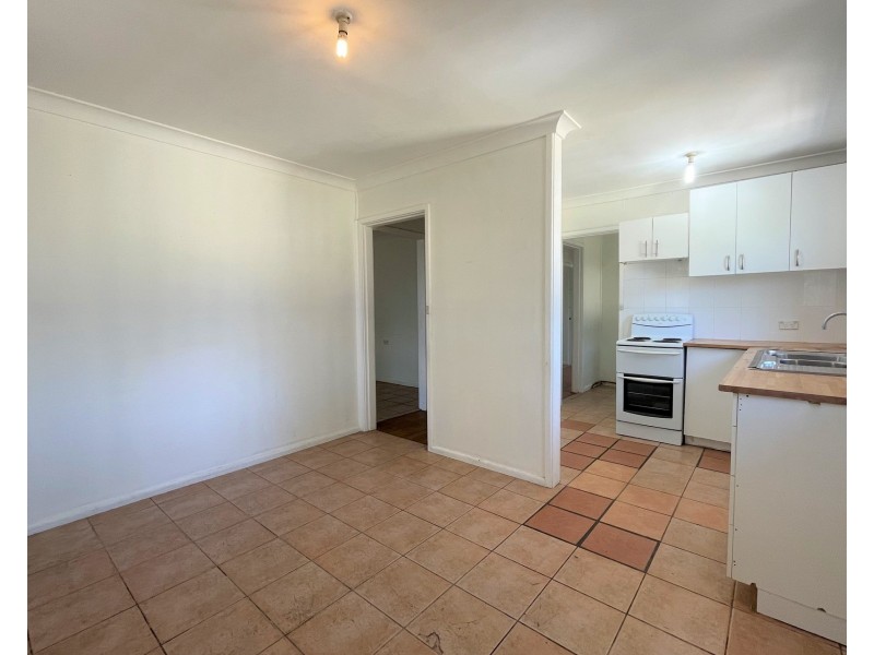 15 Copeland Road, Lethbridge Park NSW 2770