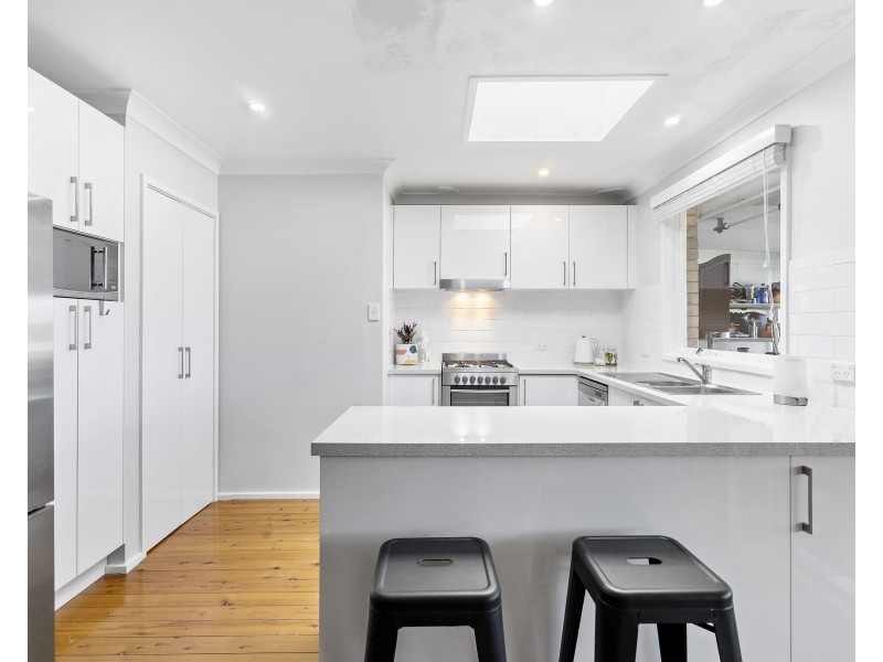 33 Hume Crescent, Werrington County NSW 2747