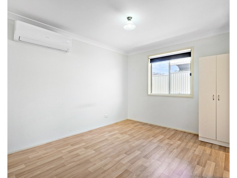 23 Tarrabundi Drive, Glenmore Park NSW 2745