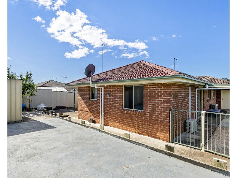 23 Tarrabundi Drive, Glenmore Park NSW 2745