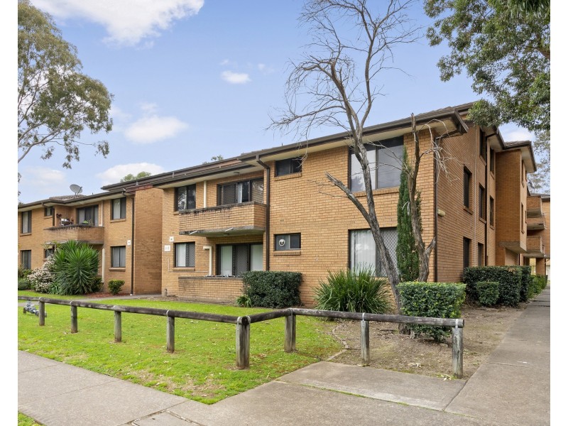 16/1-3 York Road, Jamisontown NSW 2750