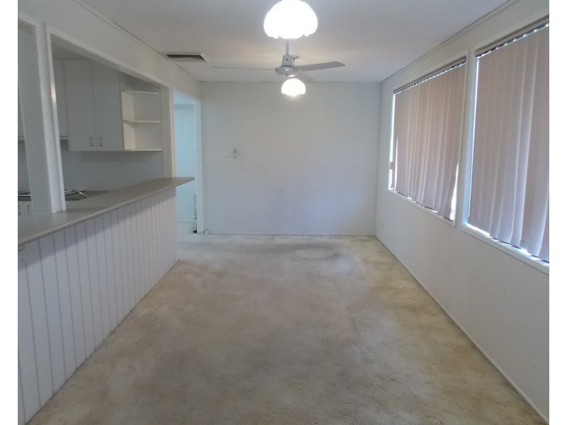 27 Racecourse Road, South Penrith NSW 2750