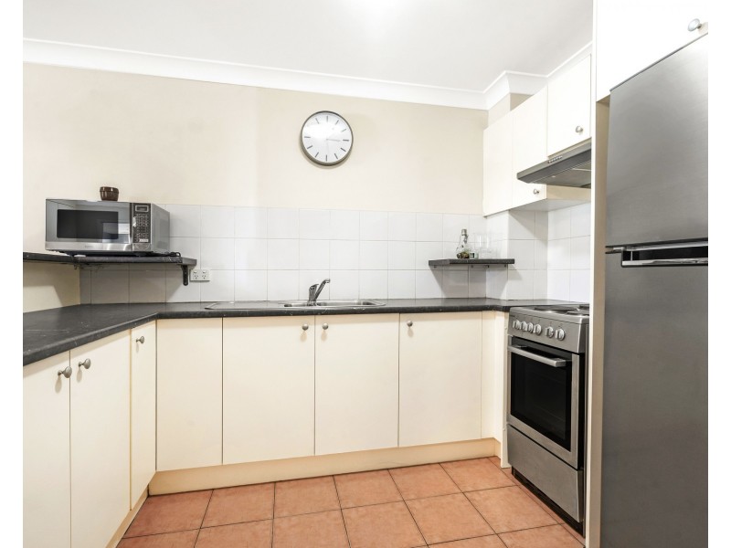 2/40-42 Victoria Street, Werrington NSW 2747