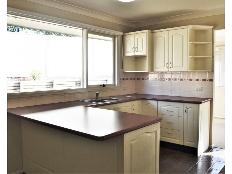 2 Teme Place, Jamisontown NSW 2750