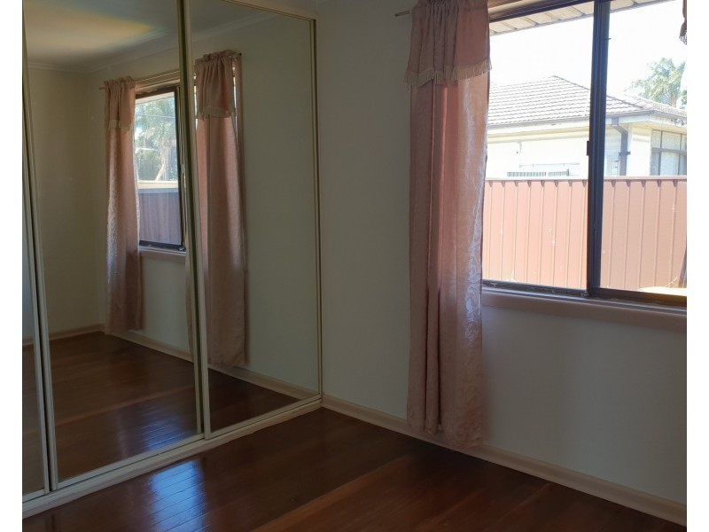 24 Debrincat Avenue, North St Marys NSW 2760