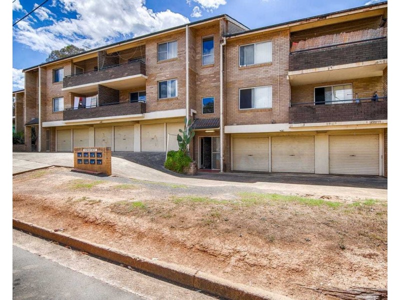 3/12 Thurston Street, Penrith NSW 2750