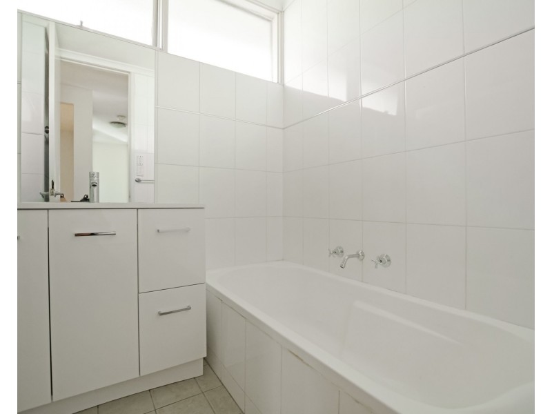 32 Deloraine Drive, Leonay NSW 2750