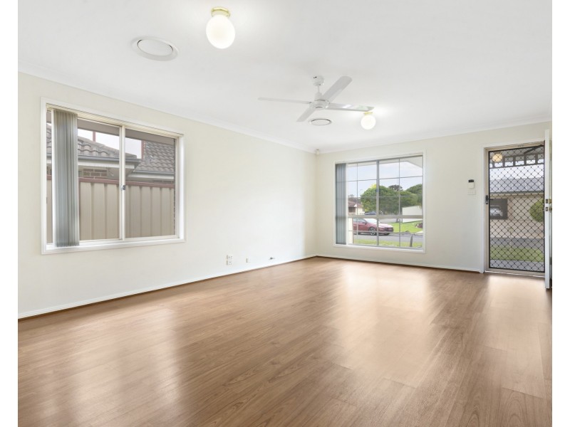 33 Minnek Close, Glenmore Park NSW 2745