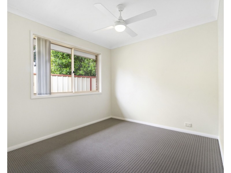 33 Minnek Close, Glenmore Park NSW 2745