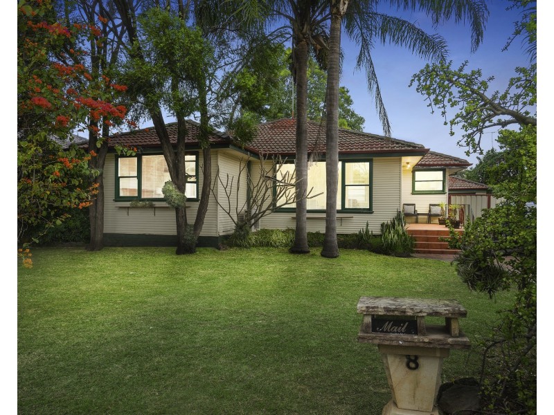 8 Christie Street, South Penrith NSW 2750