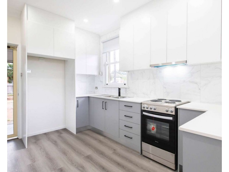 18 Cosgrove Crescent, Kingswood NSW 2747