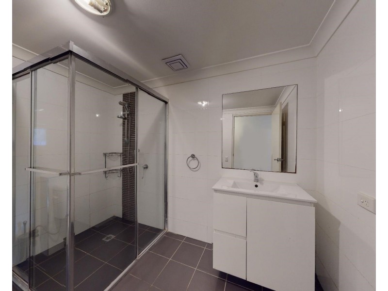 2/2 Dressler Court, Holroyd NSW 2142