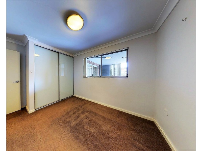 2/2 Dressler Court, Holroyd NSW 2142