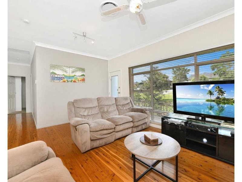 13 Upton Street, South Penrith NSW 2750