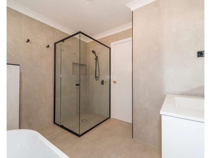 22 Toorak Crescent, Emu Plains NSW 2750